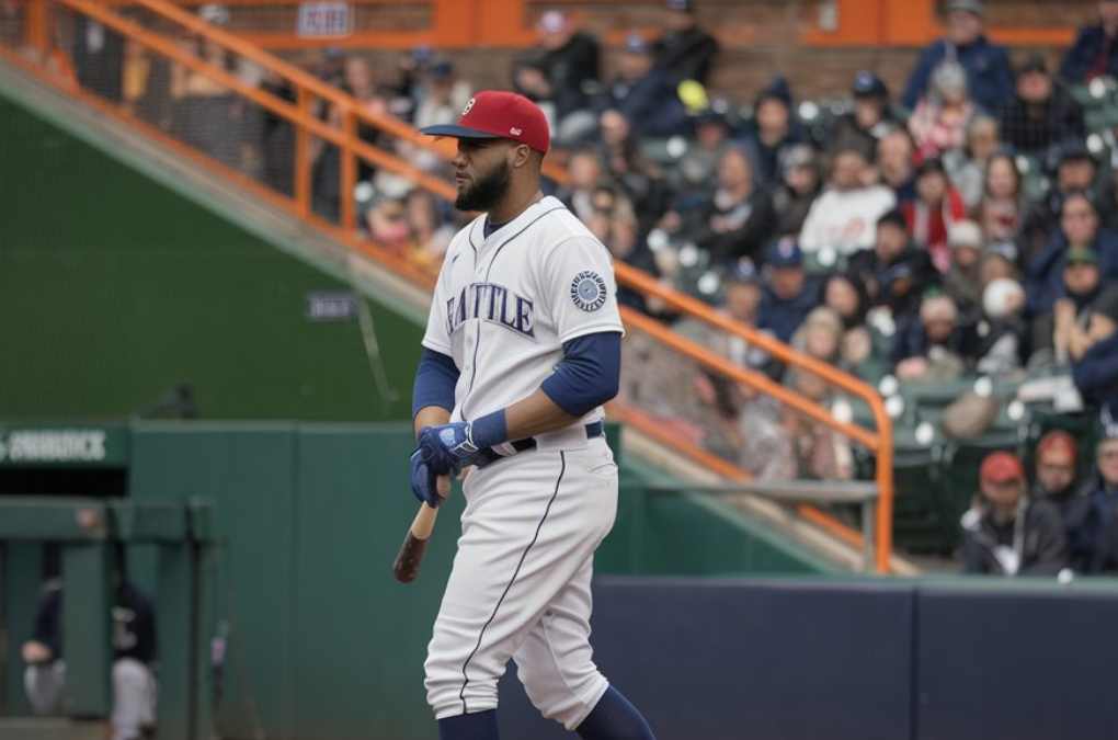 Seattle Mariners vs Boston Red Sox: Key Player Stats Breakdown